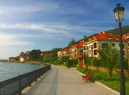 Duplex Monte Y Mar Con Gran Patio Y Piscina