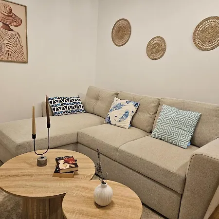 Duplex Monte Y Mar Con Gran Patio Y Piscina Appartement